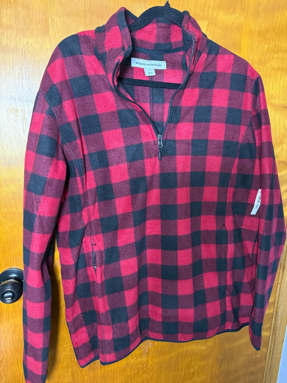 Amazon Essentials Buffalo Plaid Fleece Quarter Zip Pullover Medium NWT